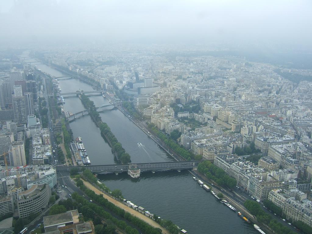 Peniche Tour Eiffel Hotel Párizs Szoba fotó